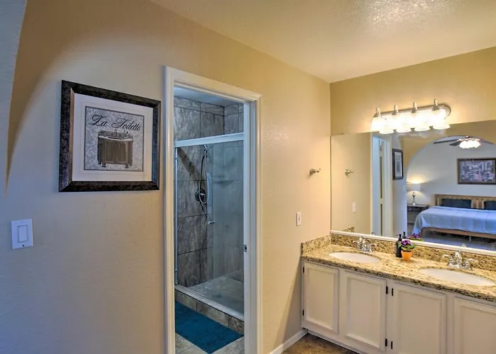 Near Golf & Entertainment! Family Getaway Gilbert